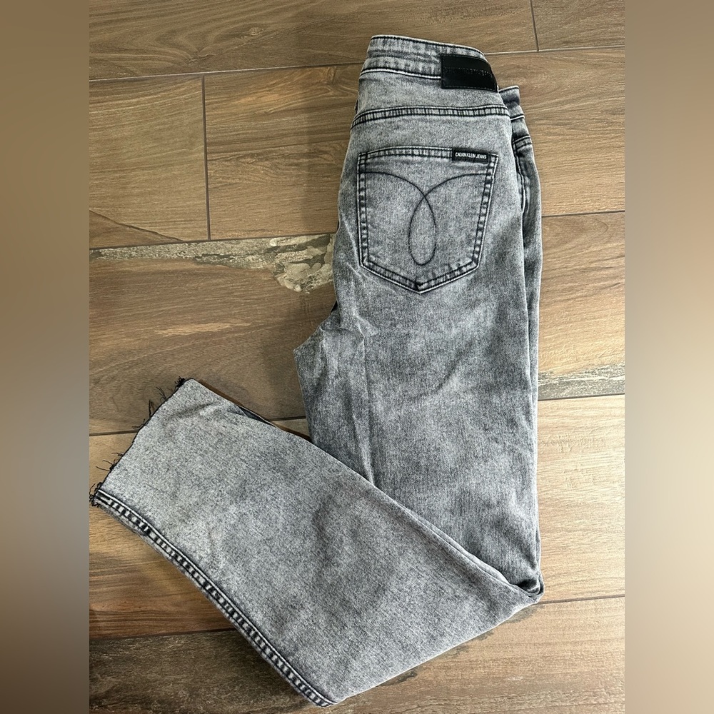 Black straight jeans